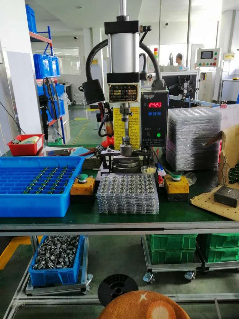 伺服壓裝機