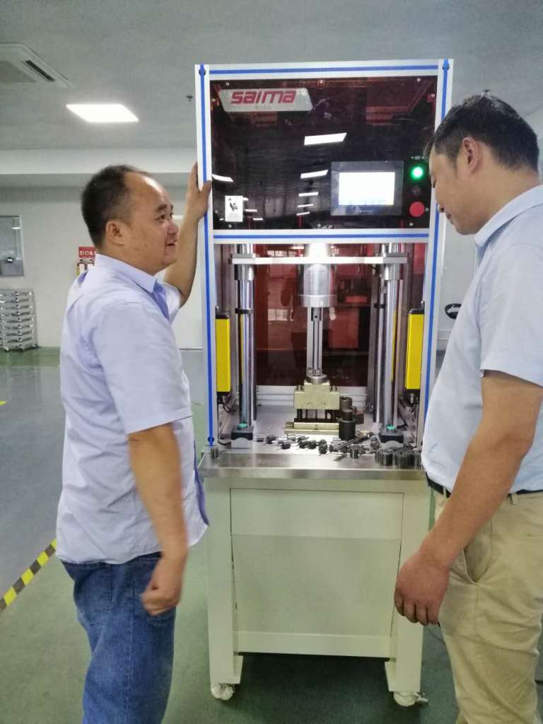 伺服壓裝機